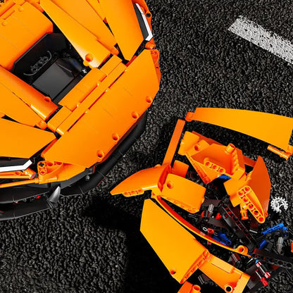 The Largest Ever 1:6 Scale British Hypercar 5035pcs