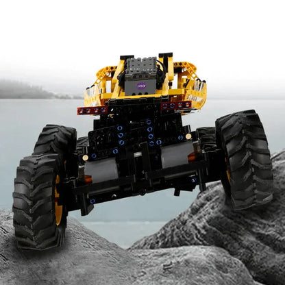 8-Wheel Drive Off-Roader | 1961pcs
