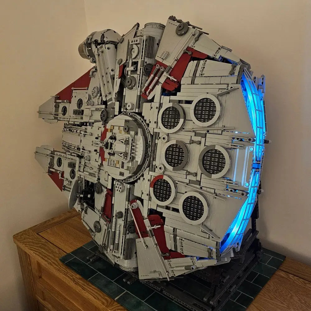 Galaxy Freighter Ultimate with Lighting | 11230pcs