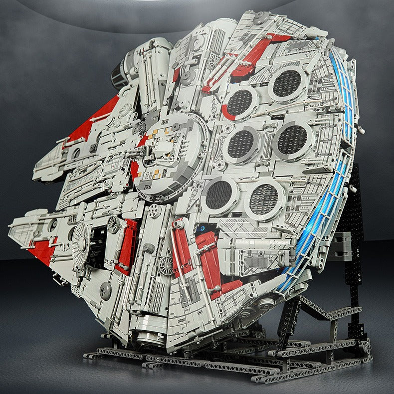 Galaxy Freighter Ultimate with Lighting | 11230pcs