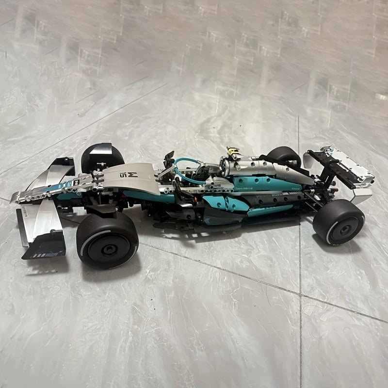 AMG F1 W15 | 1980pcs