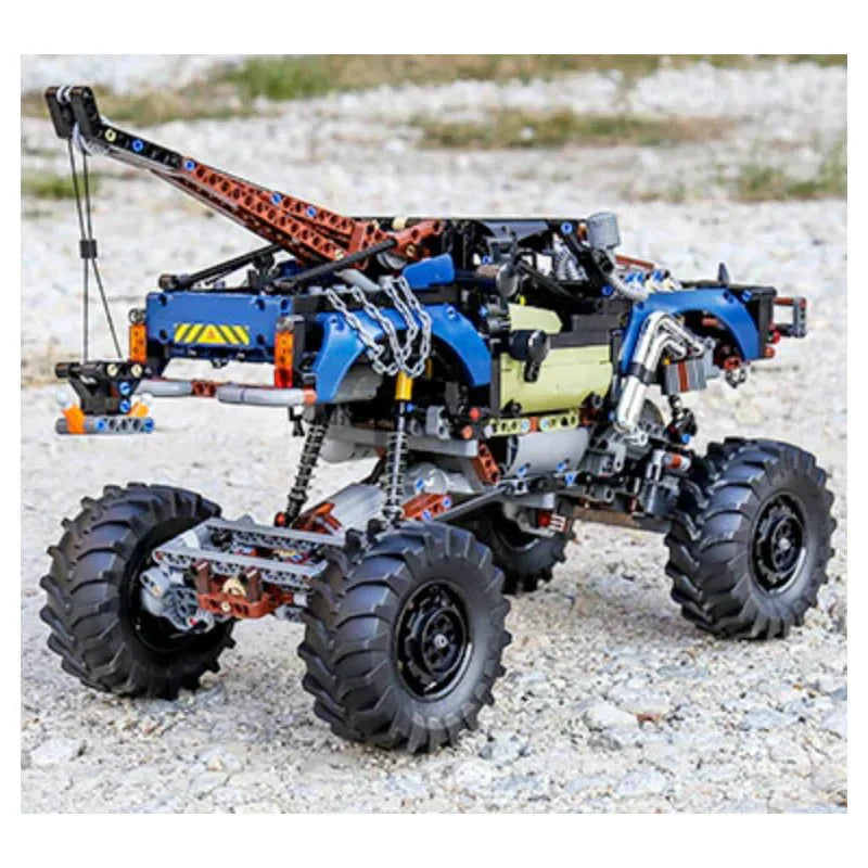 Post-Apocalypse Survival Truck | 1507pcs