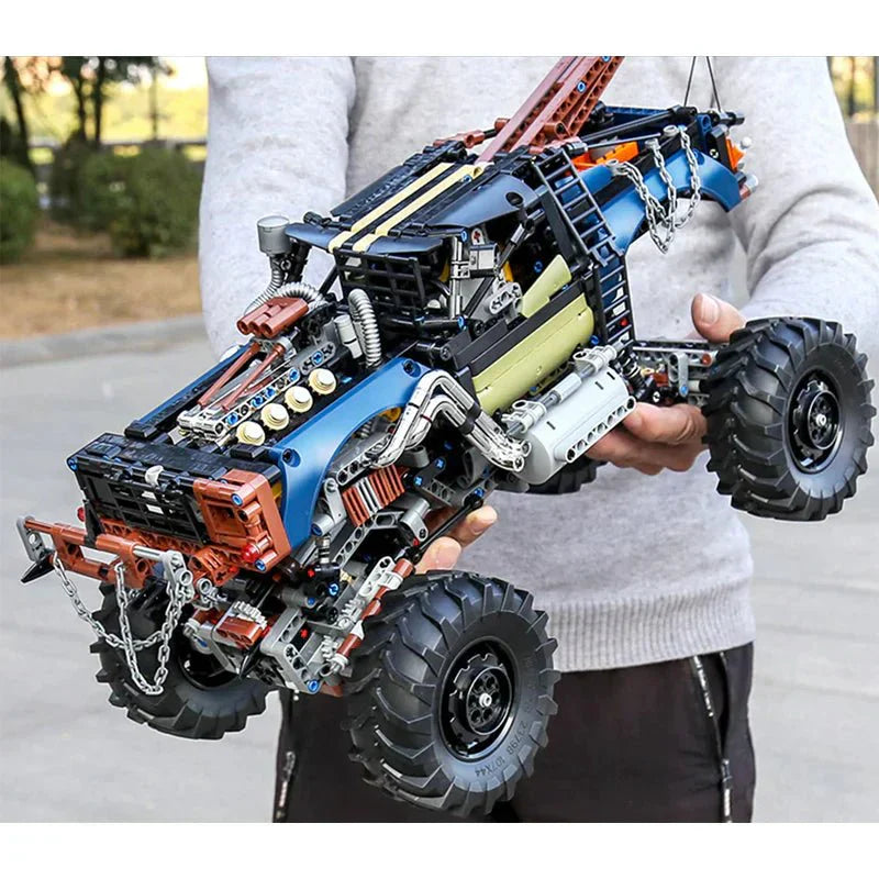 Post-Apocalypse Survival Truck | 1507pcs