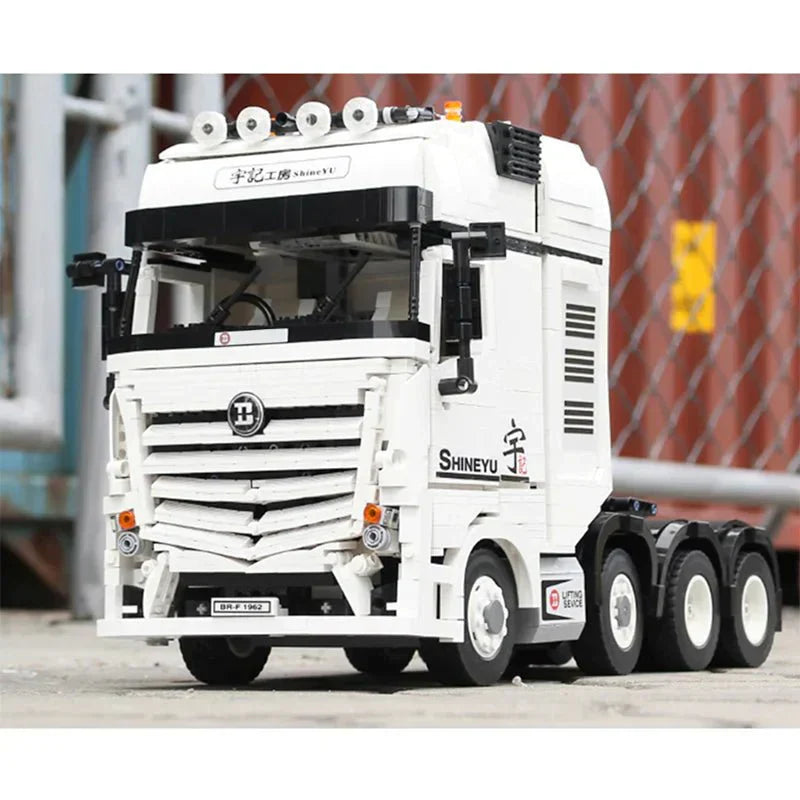 Heavy-Duty Trailer Truck | 2949pcs