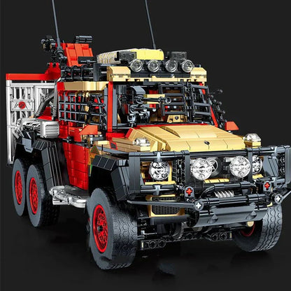 Jurassic Dino Hunter Off-Road Truck | 2453pcs