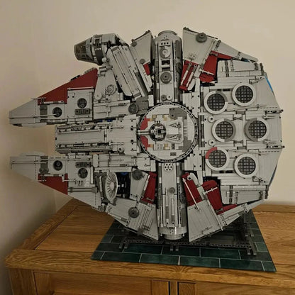 Galaxy Freighter Ultimate with Lighting | 11230pcs
