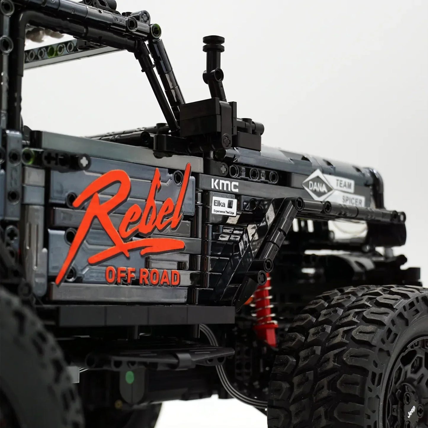 Hybrid Off-Road SUV – Trail Edition | 2545pcs