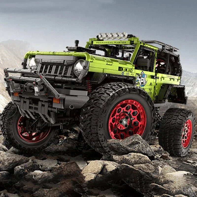 Green Off-Road Trail 4x4 | 2544pcs