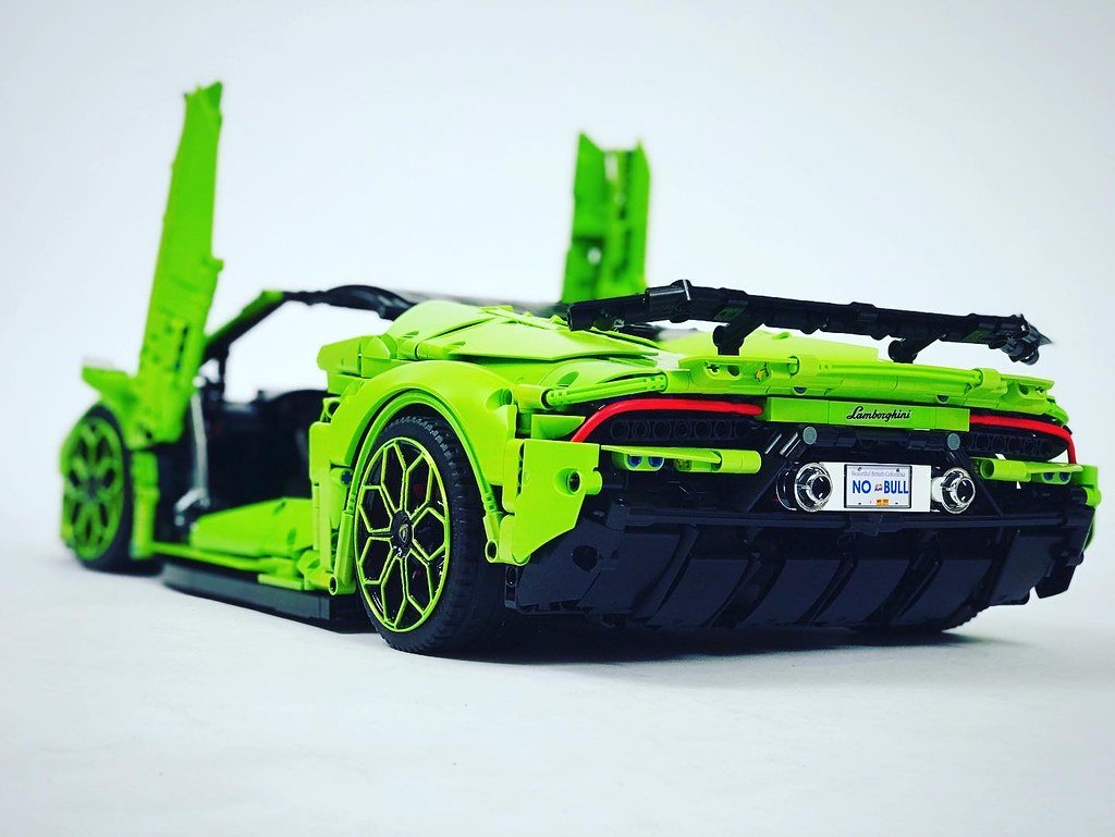 Roofless Bull Performance Roadster | 3557pcs