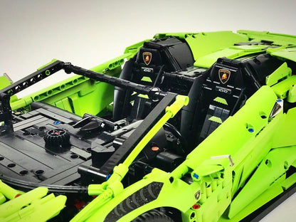 Roofless Bull Performance Roadster | 3557pcs
