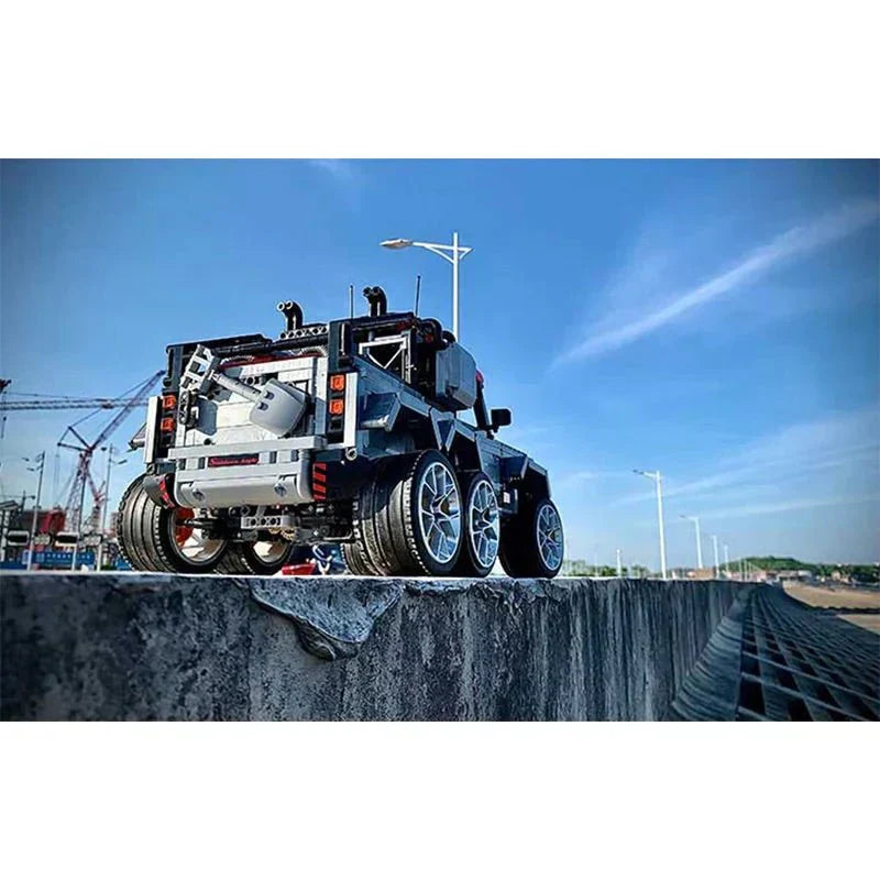 6x6 Expedition Defender Off-Roader | 3082pcs