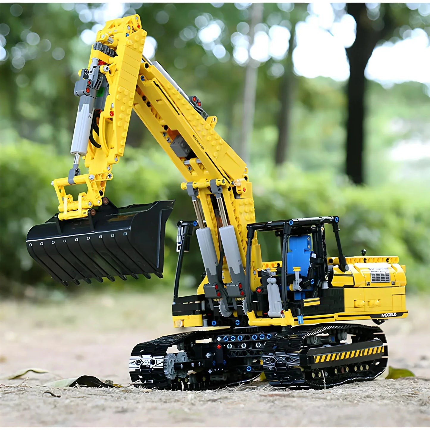 RC Heavy-Duty Excavator | 1830pcs