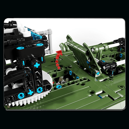 Remote Controlled Armoured Raid Vehicle | 3174pcs