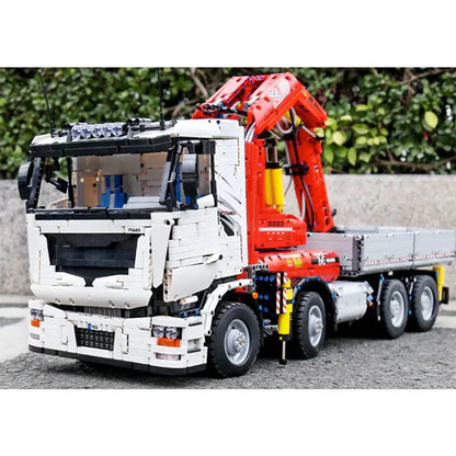 RC Heavy-Duty Crane Truck | 8238pcs