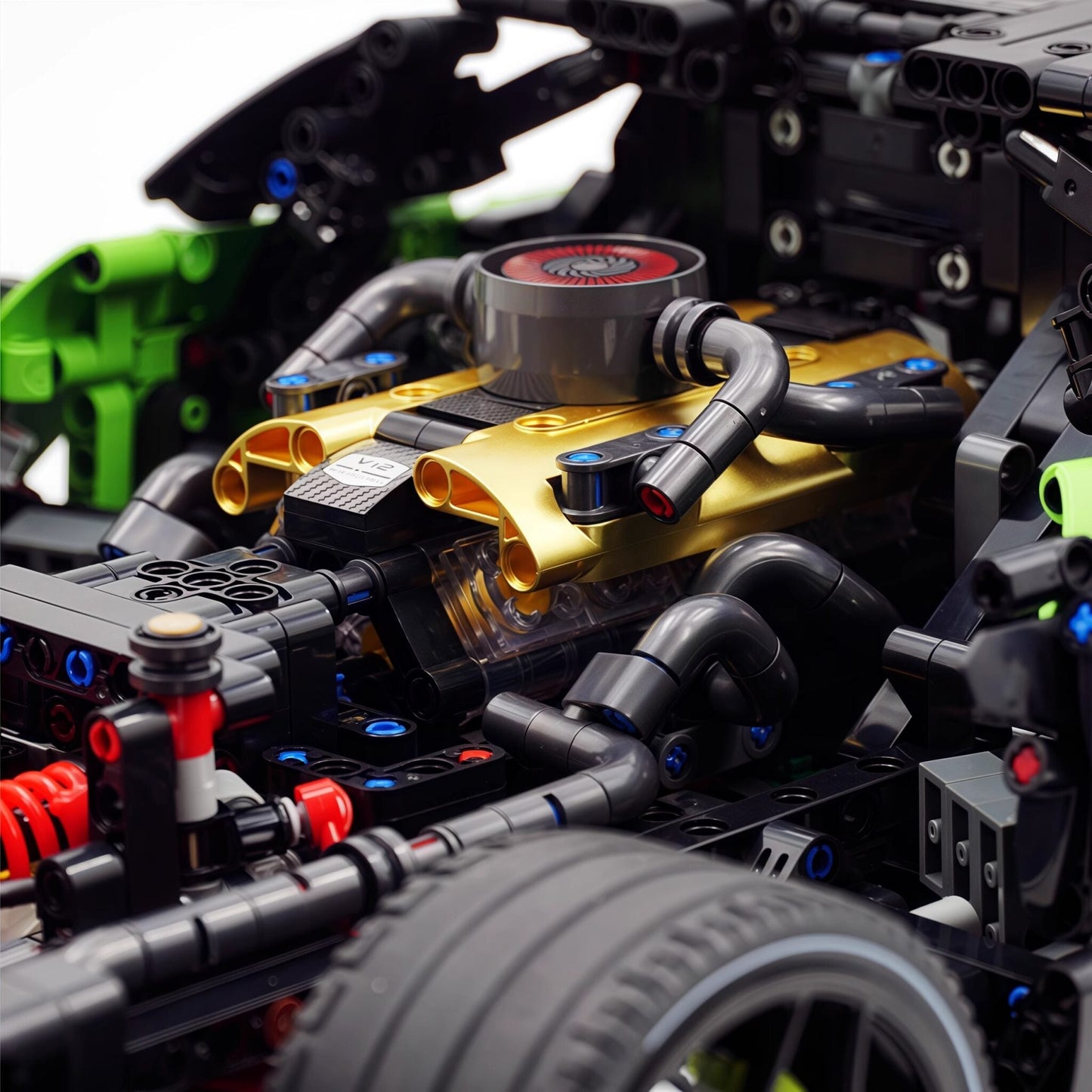 Track-Only V12 SV Hypercar | 4100pcs